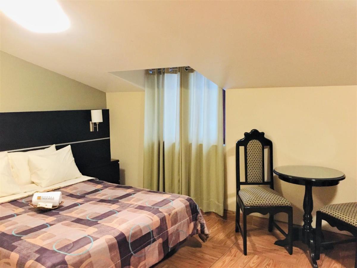 Hostal Carlos Tenaud ليما المظهر الخارجي الصورة