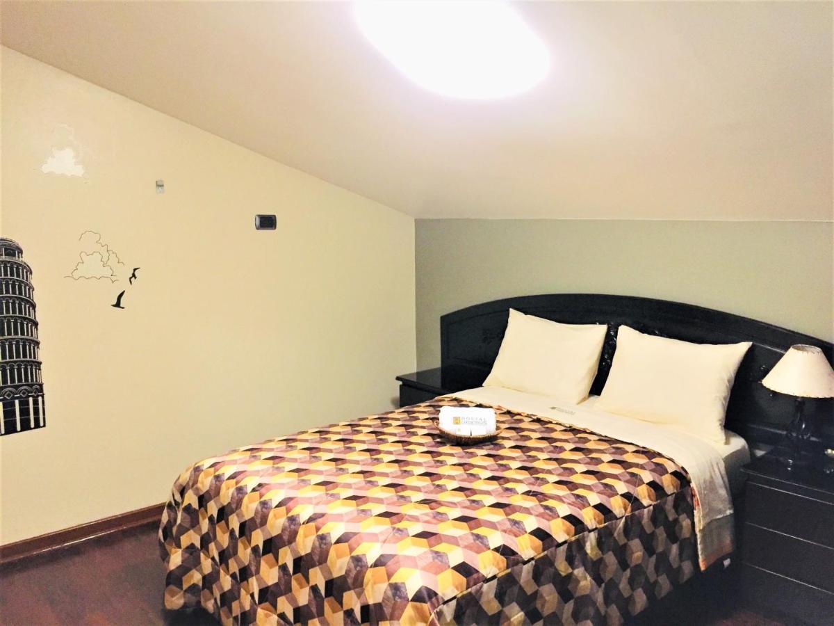 Hostal Carlos Tenaud ليما المظهر الخارجي الصورة