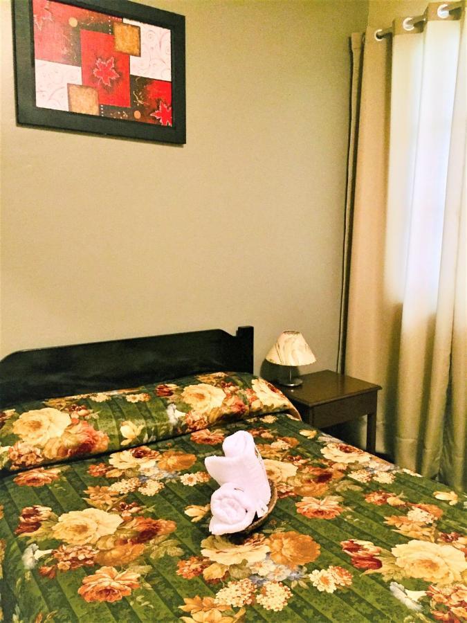 Hostal Carlos Tenaud ليما المظهر الخارجي الصورة